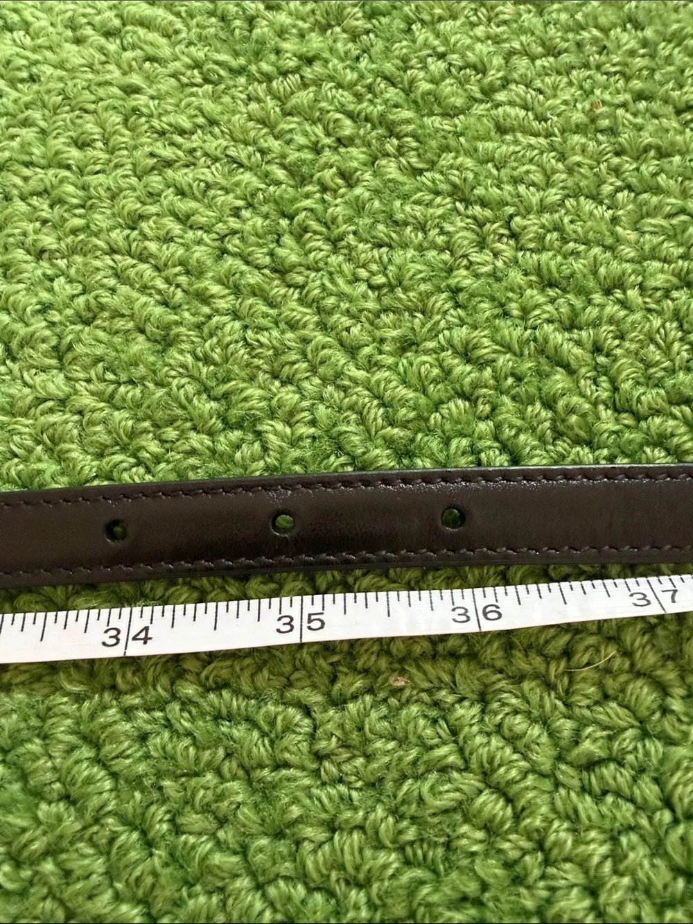 NEW. Gucci Gold tone Double G. Belt. Size 90. Fit medium. - Picture 7 of 9